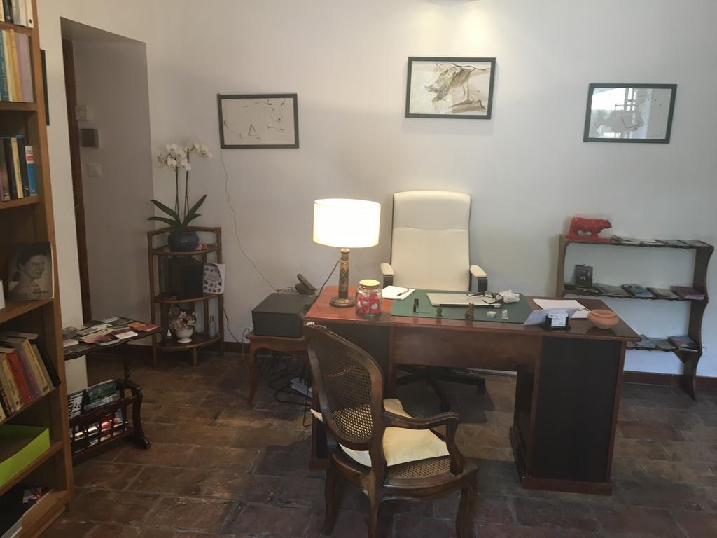 Le Mas de Trévouse Saint-Saturnin-lès-Avignon Esterno foto